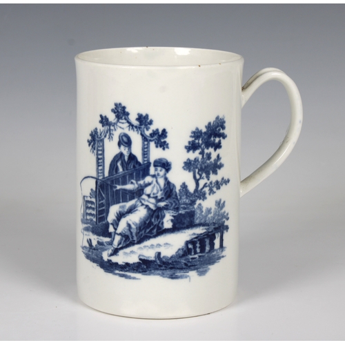 22 - A Worcester porcelain tankardcirca 1750, of typical cylindrical form, printed in underglaze blue wit... 