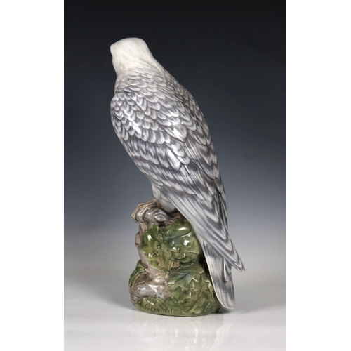 7 - A Royal Copenhagen Porcelain figure of an Icelandic FalconModel No 1661, designed by Peter Herold, 3... 