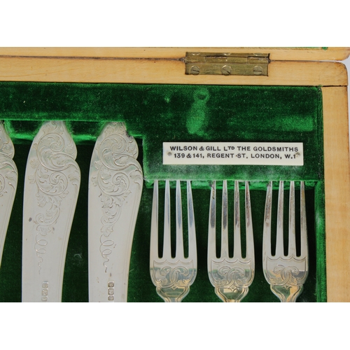 356 - A cased Edwardian silver & bone fish cutlery set for twelve settingsR F Mosley & Co, Sheffield, 1902... 