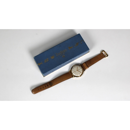 730 - A Zodiac gentleman?s wristwatch with original leather strap.