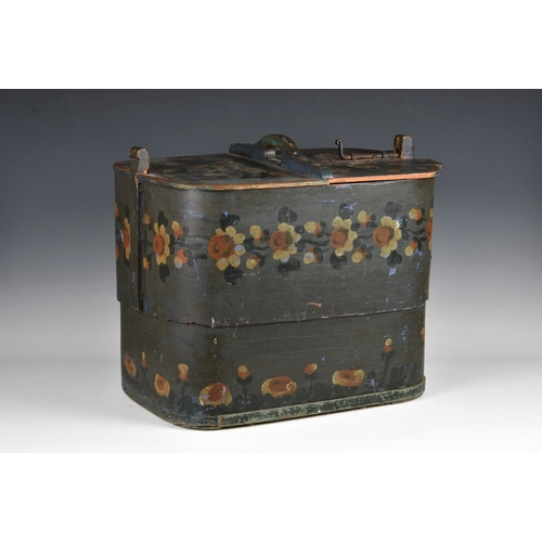 1114 - A Scandinavian / Swedish painted bent wooden dowry box (tine' or 'svepask')19th century, of traditio... 