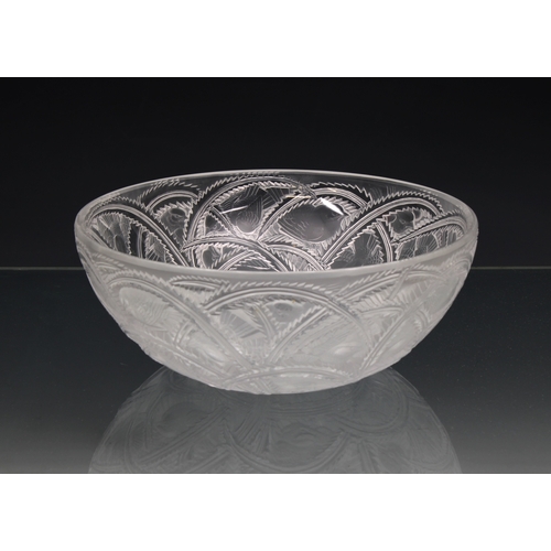 2126 - A Lalique "PINSONS" glass bowl, introduced in 1933, frosted and clear glass decorated with... 