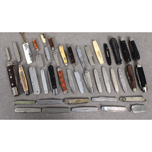 2181 - A large collection of vintage penknives, of varying forms and dates. (40+)