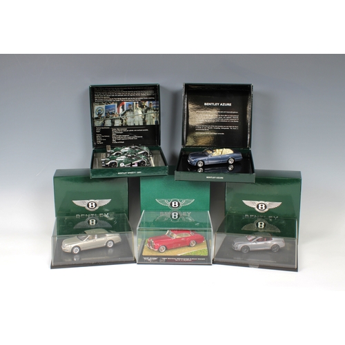 2451 - Five boxed 1:43 scale Bentley Classic Models by Minichamps, to include Mulsanne, silver; 1960 Contin... 