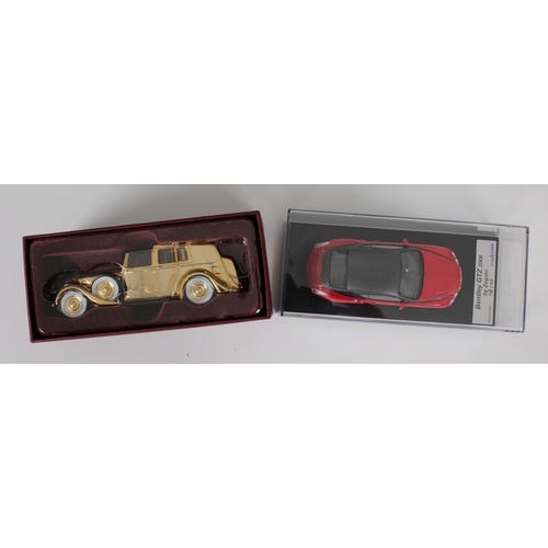 2455 - A group of collectable cars -  To include James Bond 007 -  A boxed Corgi CC06804 1937 Rolls Royce S... 