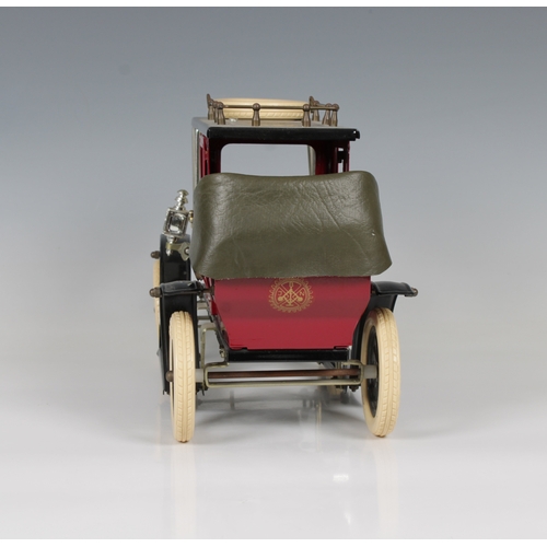 2496 - A tin plate limited edition Jan Blenken (JB Models) model vintage car, inscribed "limited editi... 