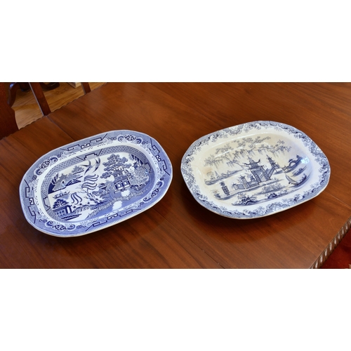 186 - A set of three 19th century pearlware blue & white platters by Godwin, Rowley & Co. marked 'G. R. & ... 