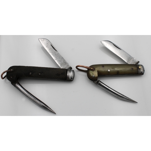 101 - Two Seaman's Jack knives, one having horn grip, the other chequered grip. (2)