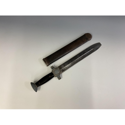 114 - A WWII Second World War Third Reich Nazi German DRK (Red Cross) Enlisted Mans Hewer dagger, 26.5cm s... 