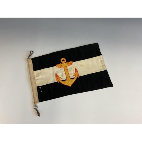156 - German Third Reich Kriegsmarine Regimental Commander's car pennant, double sided rectangular, panels... 