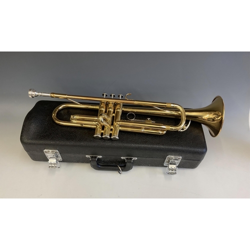 23 - A cased brass Yamaha trumpet, fully functionable used as starter / beginners trumpet, with Team Bras... 