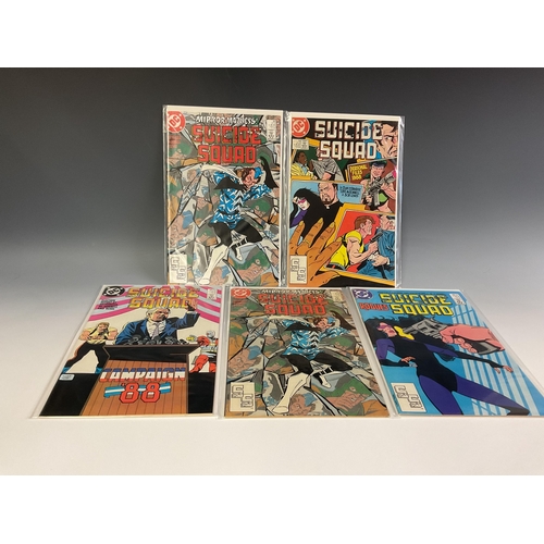 30 - Comic Books - DC 'Suicide Squad' 1-22. (2 x no. 20),