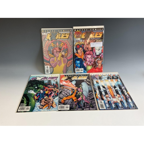 37 - Comic Books - Marvel - 1602 / Exiles / Avengers (various), 1602 -  numbers 1-8, full set; Exiles - n... 
