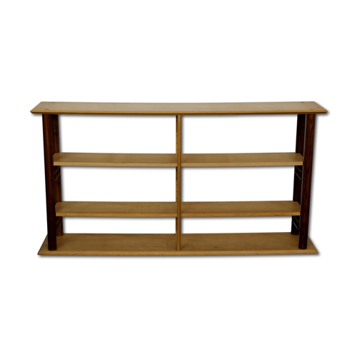 471 - Modern table / chest of drawers and matching shelving unit, Table 77cm high x 70 deep x 115 wideShel... 