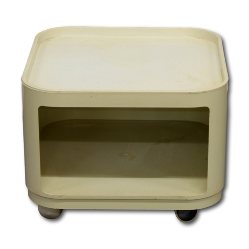 475 - Kartell by A Castelli, A 20th Century white plastic table on casters with a removable tray