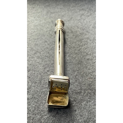 43 - An extremely rare George III silver Porte crayon with vinaigrette terminal, unmarked, engine-turned ... 