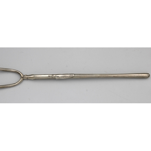 5 - Two novelty silver 800 grade serving forks, Fashioned as a garden fork and pitch fork, both with ins... 