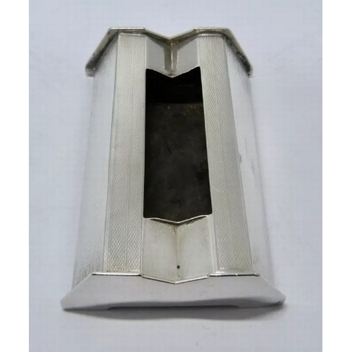 60 - A rare Art Deco engine-turned heavy silver ashtray by Sampson Mordan, London, 1930, RD.757390, of el... 