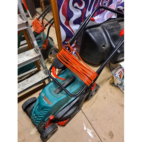 617 - Bosch Rotak 34-13 Lawn Mower WORKING