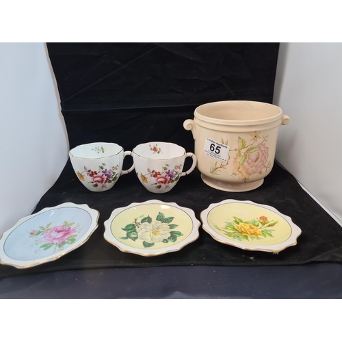 65 - Crown Devon Pot and a pair of Crown Derby Cups and Saucers