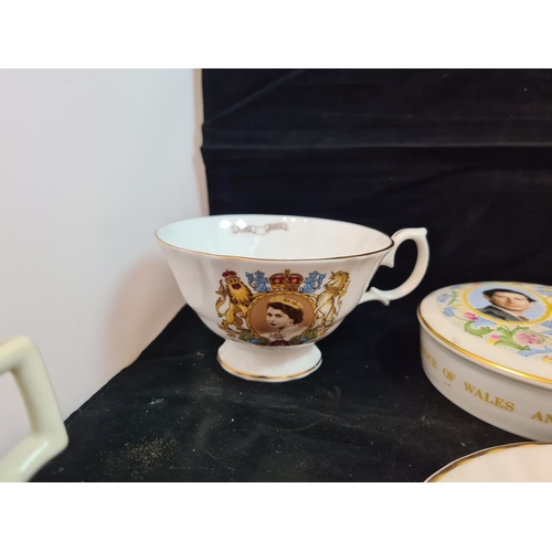 66 - Selection of Royalty China incl. Coronation of George VI