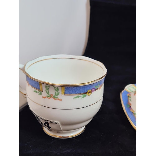 202 - Royal Albert Orient Trio