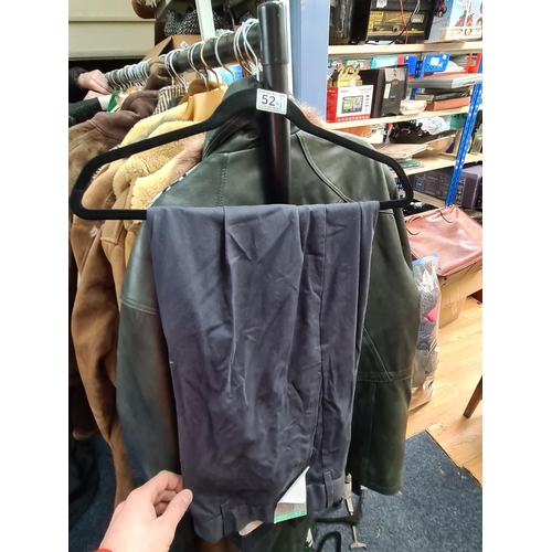 Lot 895       