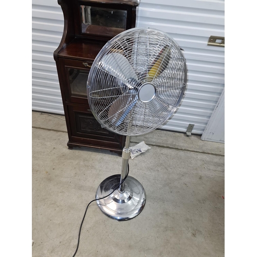 14e - Good Quality Chrome Upright Fan WORKING