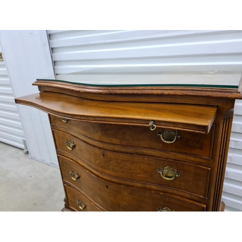 3b - Burr Walnut Serpentine 4 Drawer Chest of Drawers 
72cm W 46cm D 80cm T