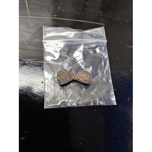 Lot 852       