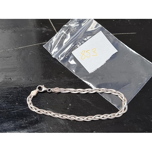 Lot 853       