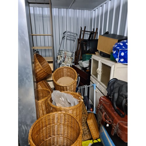 2A - Contents of a 290 sq foot house clearance self storage unit. To include furniture, bric a brac, tool... 