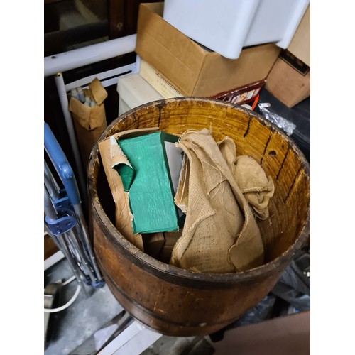 2A - Contents of a 290 sq foot house clearance self storage unit. To include furniture, bric a brac, tool... 