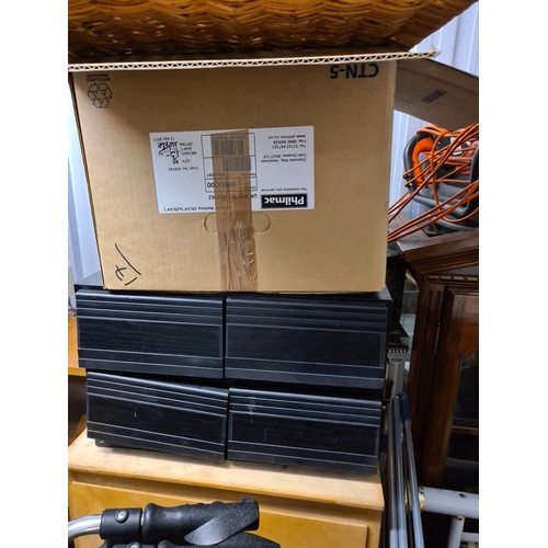 2A - Contents of a 290 sq foot house clearance self storage unit. To include furniture, bric a brac, tool... 
