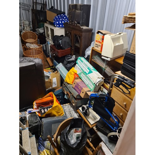 2A - Contents of a 290 sq foot house clearance self storage unit. To include furniture, bric a brac, tool... 
