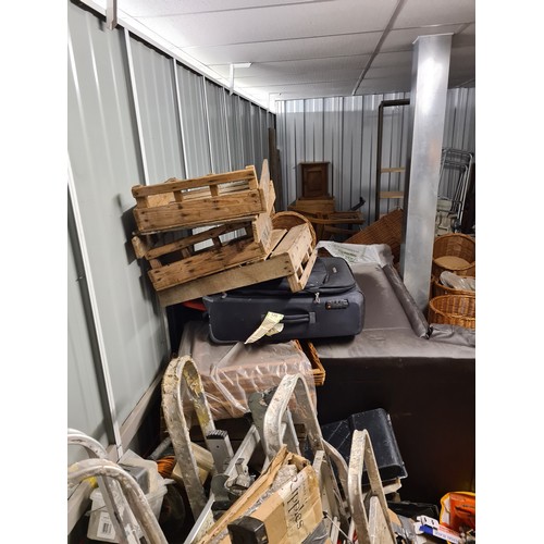2A - Contents of a 290 sq foot house clearance self storage unit. To include furniture, bric a brac, tool... 