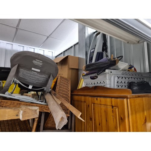 2A - Contents of a 290 sq foot house clearance self storage unit. To include furniture, bric a brac, tool... 