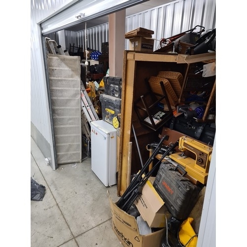 2A - Contents of a 290 sq foot house clearance self storage unit. To include furniture, bric a brac, tool... 