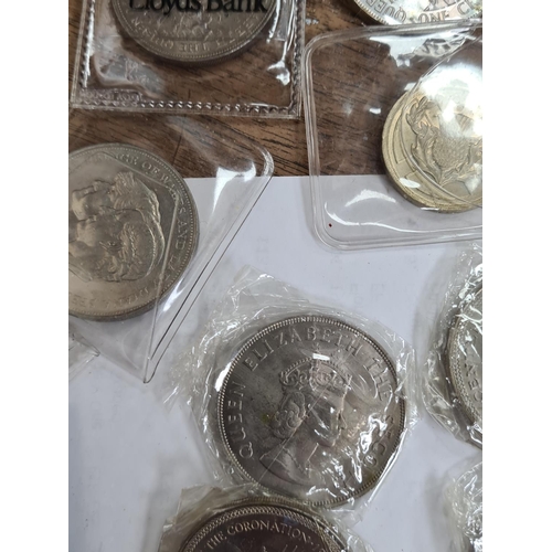 100 - Box Containing a Large Collection of Coins Including Crowns, £1 Coin, 25 pence Coins etc