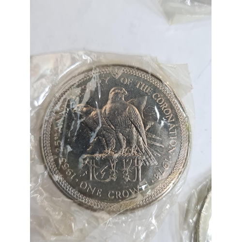 100 - Box Containing a Large Collection of Coins Including Crowns, £1 Coin, 25 pence Coins etc