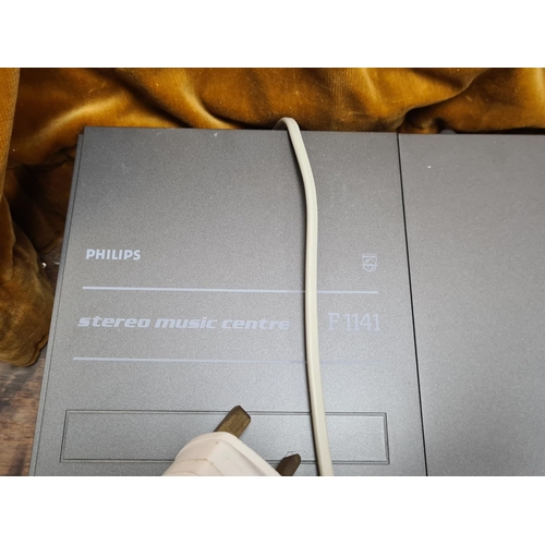 133 - Philips F1141 Music Centre with Original Speakers