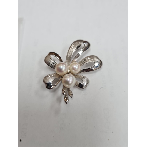 50 - Modern Sterling Silver Brooch