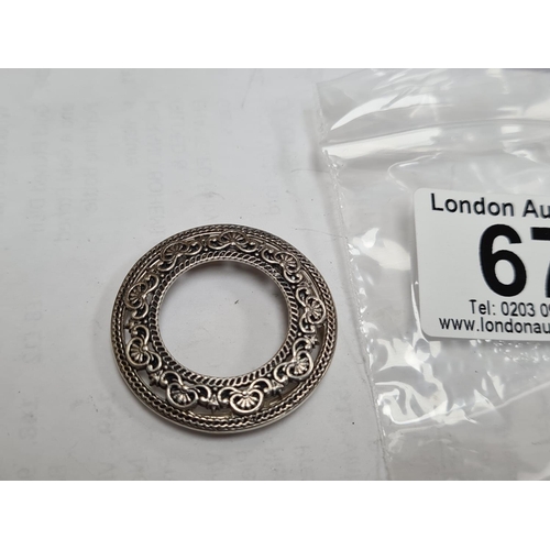 67 - Sterling Silver Scarf Ring