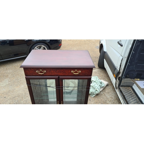 376 - Sutcliffe Reproduction Mahogany Display Cabinet in Excellent condition