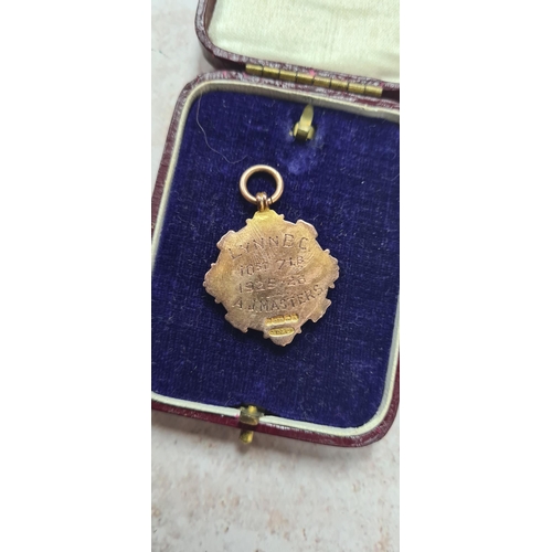 19A - 1920s 9ct Gold Boxing Medal-Lynns Boxing Club-England's Oldest Amateur Boxing Club-(7.6g) in Origina... 