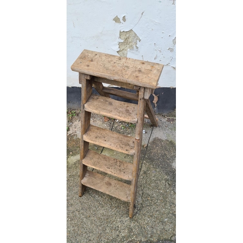 251 - Old 5 Rung Wooden Step Ladder