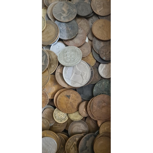 180 - Large Collection of Coins Victorian onwards   Weight:  3.8kg