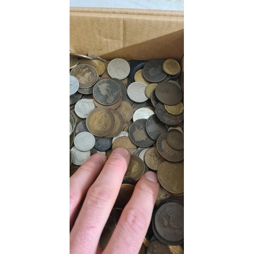 180 - Large Collection of Coins Victorian onwards   Weight:  3.8kg