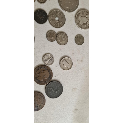 182 - Bag Containing Assorted Mainly Silver World Coins Weight:  264g including Half crowns:1902,1927,1948... 