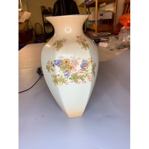 301 - 1920s Crown Ducal Vase